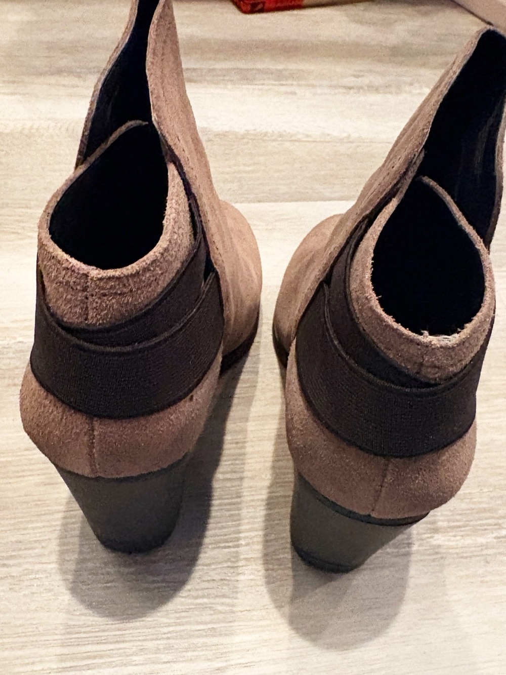 NWT KENNETH COLE BOOTIES - Picture 4 of 4